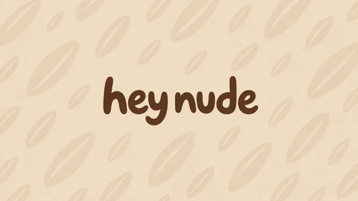 Identidade visual da Hey Nude em bege e marrom